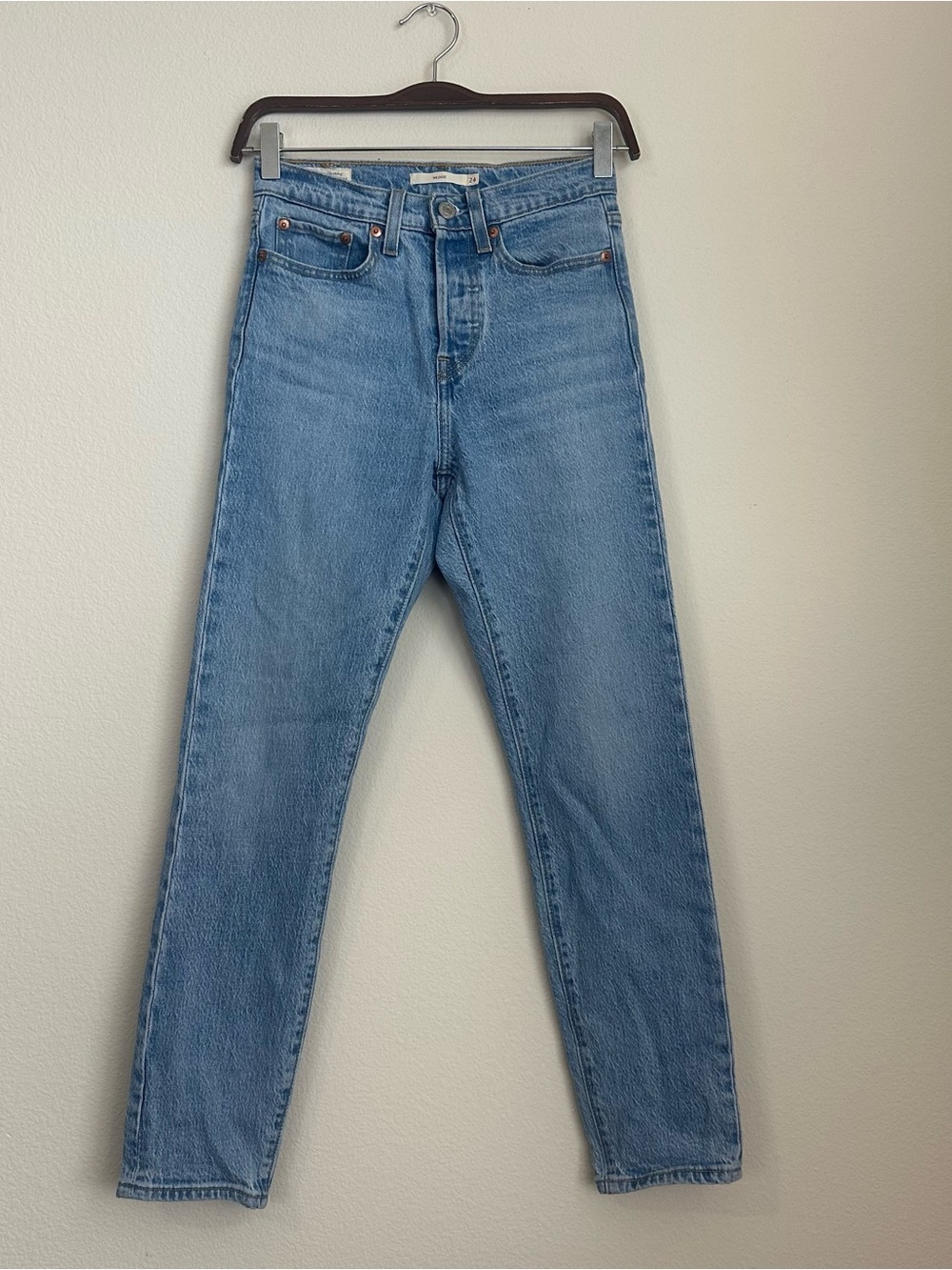 Levi’s Wedgie Jeans Women’s 24 301